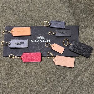 ✨8 coach tags bundle✨